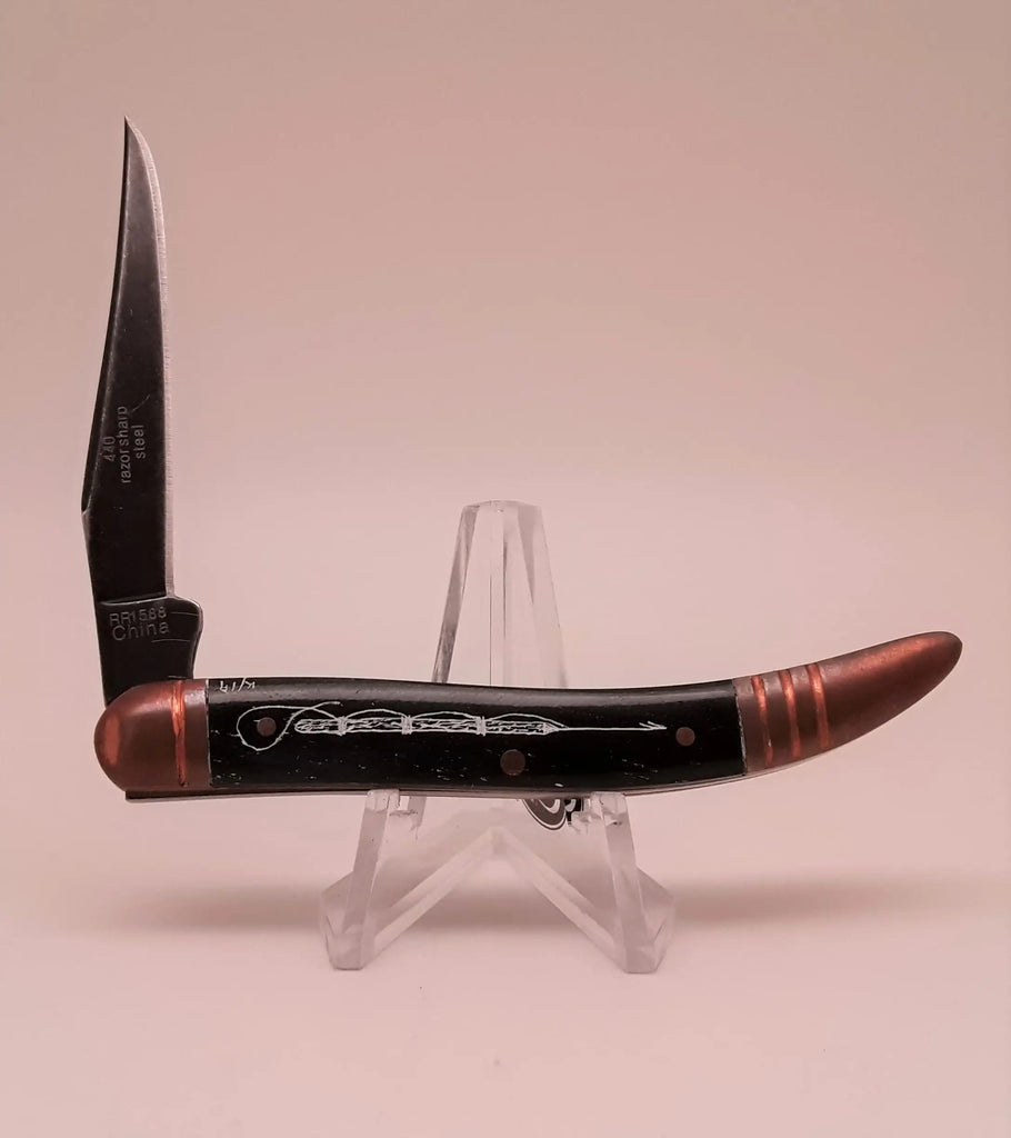 Toothpick Rough Rider Pocket Knife - Buffalo Horn Scrimshaw