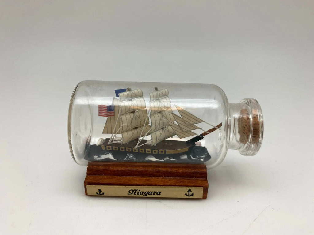 Mini Ship In Bottles - Niagara