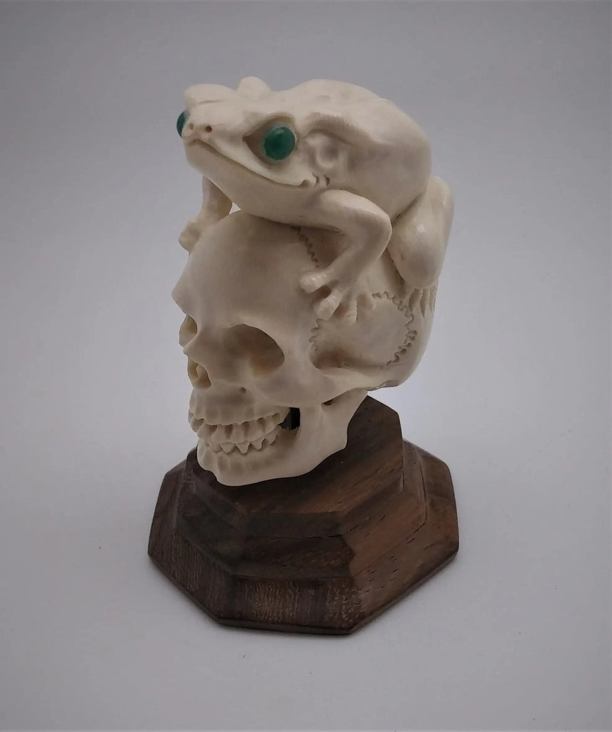 Skull With Frog Mammoth Ivory